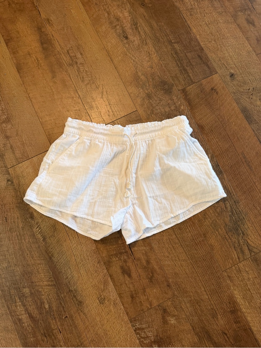 Old Navy White Lightweight Athletic Shorts